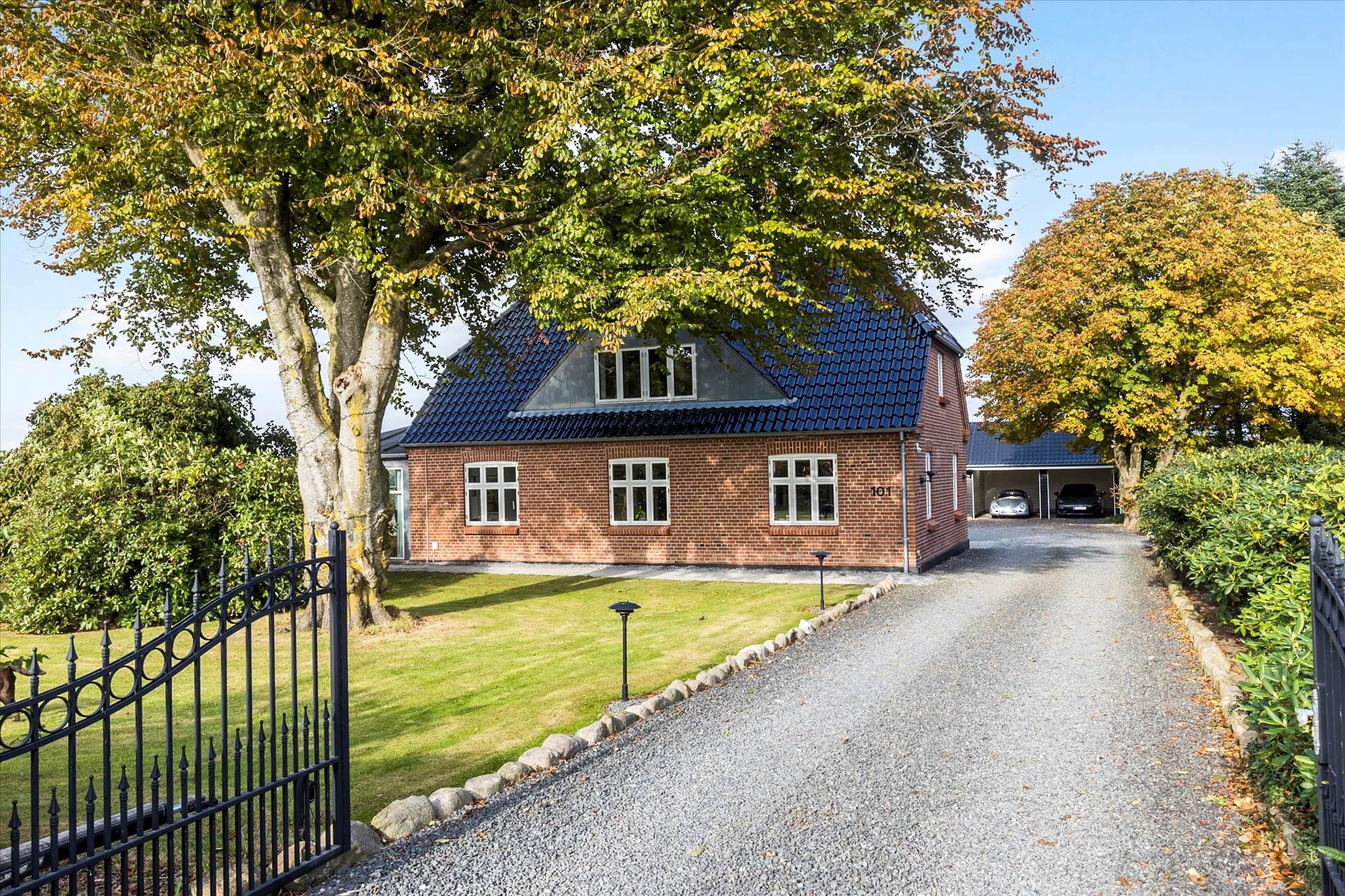 Eksklusiv bolig for 5,2  mio. kroner er netop kommet til salg i Hammel - Se den og de dyreste boliger her