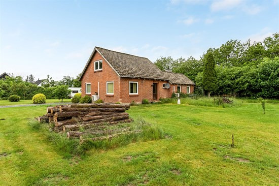 Flensborglandevej 79 er til salg for kun 415.000 kr.: Se de billigste boliger til salg i Tinglev her