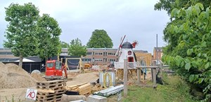 Legeplads på vej