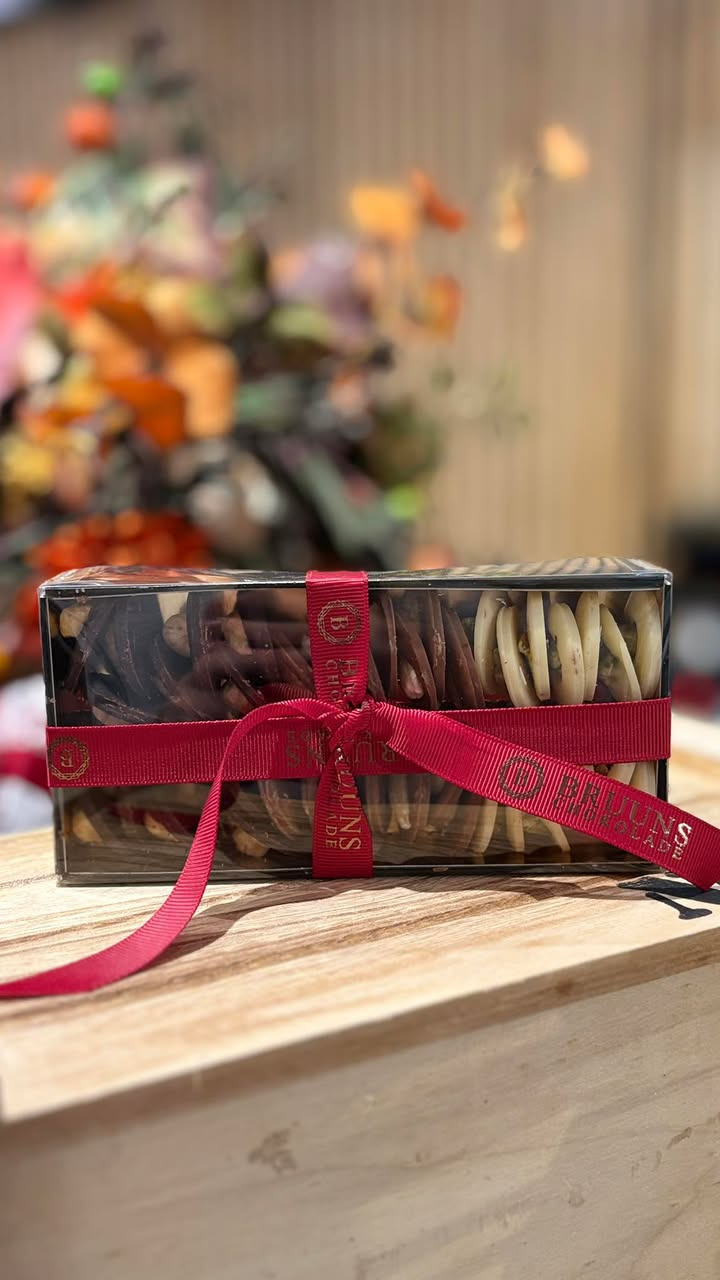 Bruuns Chokolade præsenterer nye chokoladepastiller i butikken