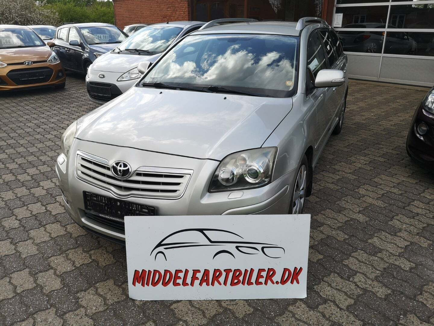 Biler netop sat til salg i Brenderup