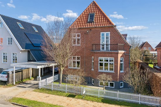 Colbjørnsensvej 18 og 9 andre boliger er kommet til salg denne uge i Odense - se boligerne her.