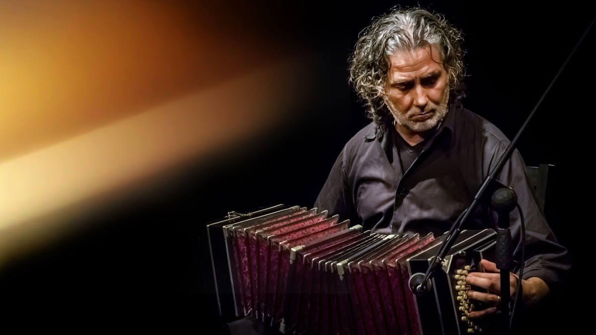 Paolo Russo og Jeppe Holst i koncert på Bartof Station