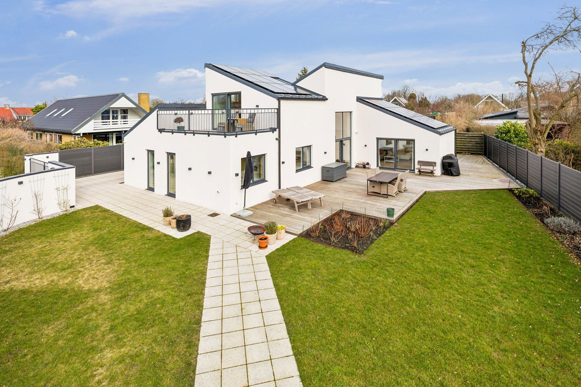 For 7.999.000 kr Åvænget 19C - Se priserne på de dyreste boliger til salg i Taastrup