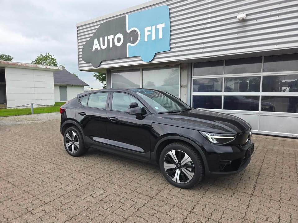 AutoFit A/S gør Volvo C40 klar som skolevogn