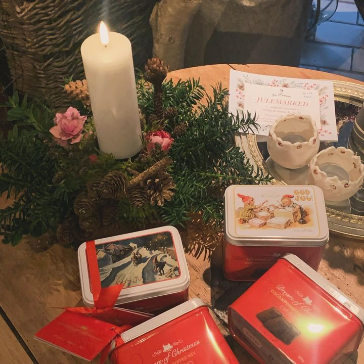 Fru Hansens Butik & Café: Chokoladetrøfler med julemotiv klar til julemarkedet i november