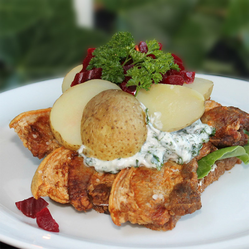 Søs laver mad med kærlighed