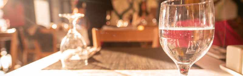 Husk at søge alkoholbevilling i Frederikshavn i god tid inden sommeren 2025