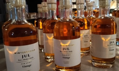 Julemarked byder på romlækkerier hos NotFarAway