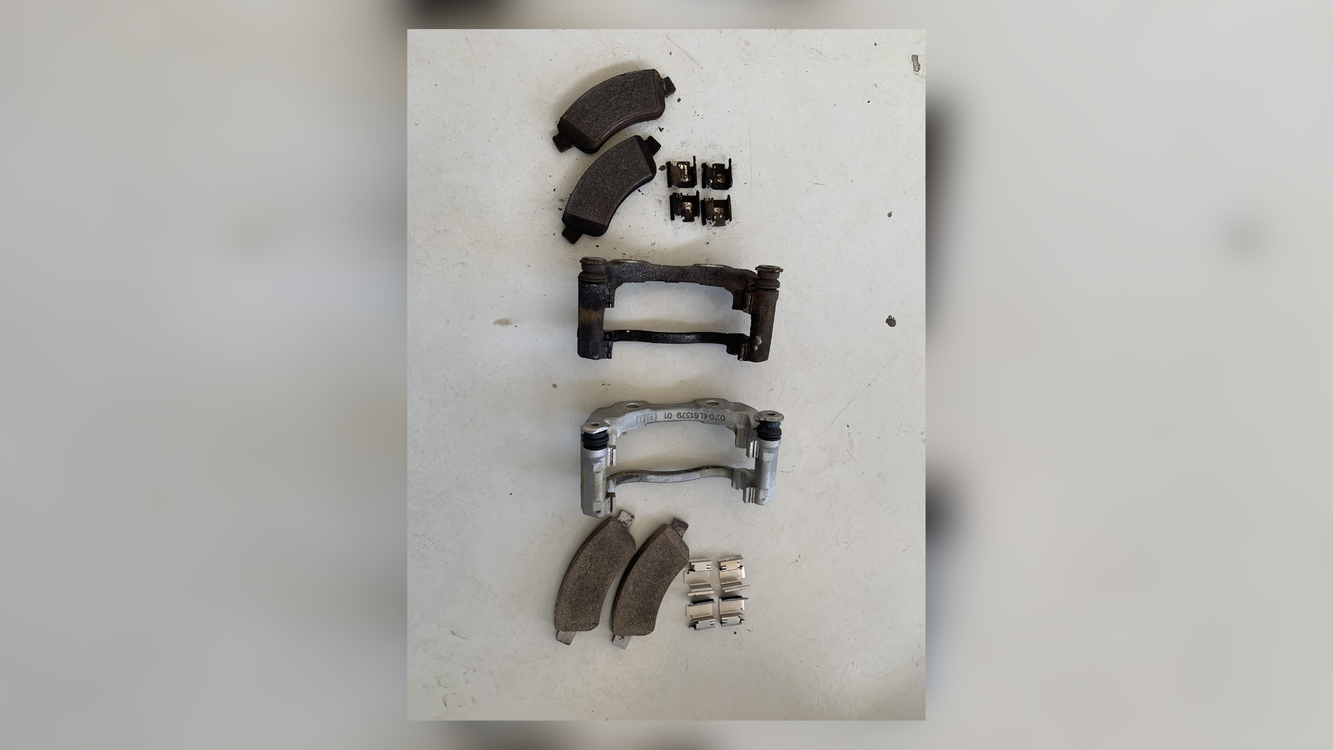 Få en skinnende ren bremserens hos Lind Auto