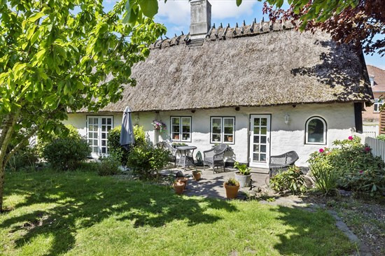 Lystrupvej 48 er til salg for kun 1.795.000 kr.: Se de billigste boliger til salg i Slangerup her