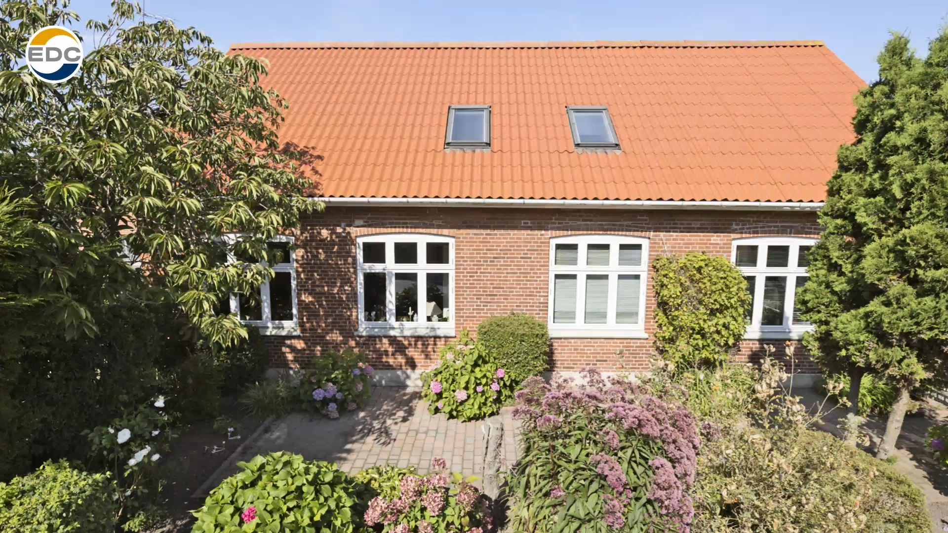 Charmerende herskabsvilla centralt i Fjerritslev hos EDC Fjerritslev