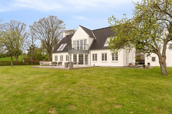 Top 6 over dyreste boliger til salg i Hornslet. Priser op til 16.000.000 kr