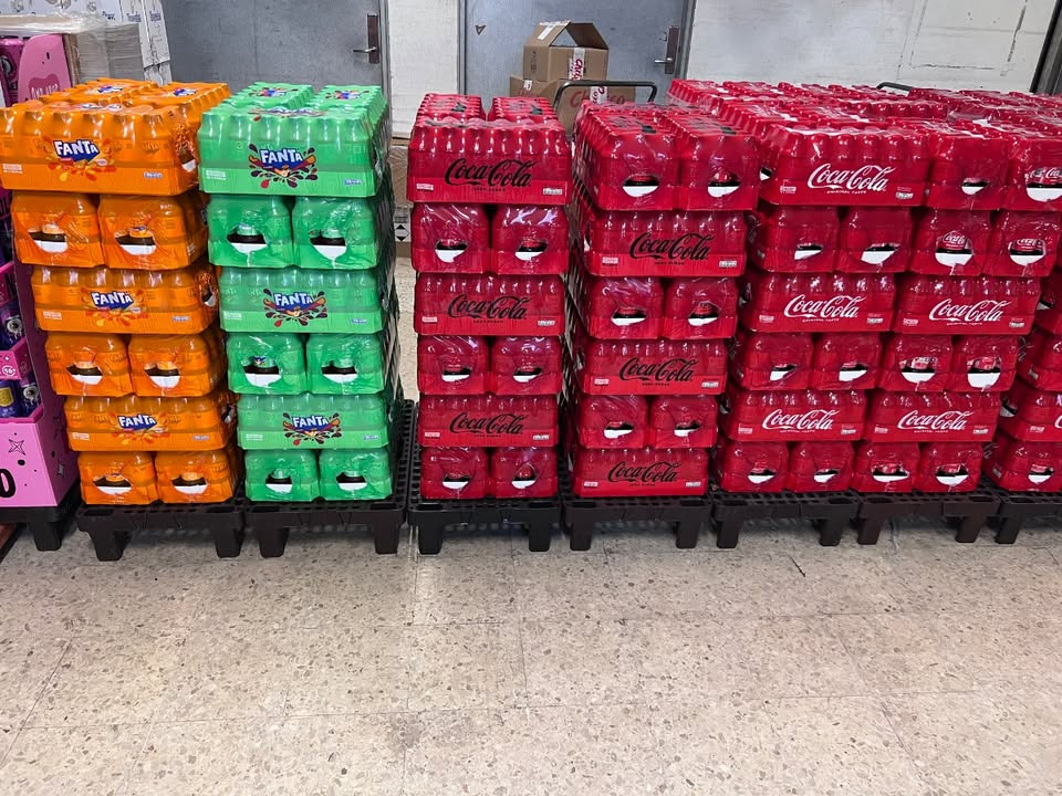 MENY Gl. Skagensvej tilbyder 18 flasker sodavand for 47,95 kr + pant