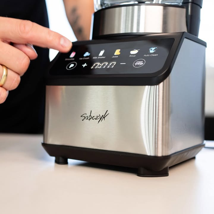 Købmanden i Øster Bjerregrav tilbyder digital blender til juletilbudspris