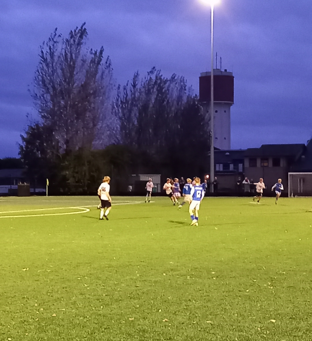 Kerteminde BK triumferer med overlegen 4-0 sejr over S.f.B.