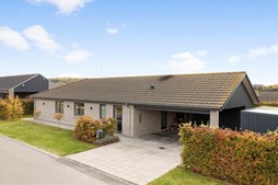 Vendehøj 18 og 1 anden boliger er kommet til salg denne uge i Hornslet - se boligerne her.