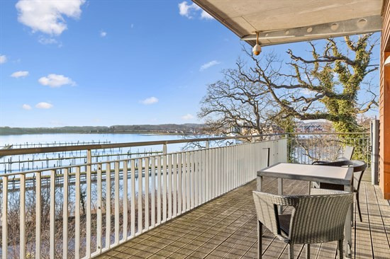 Fiskenæsvej 2 og 1 anden boliger er kommet til salg denne uge i Gråsten - se boligerne her.