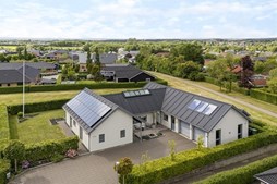 Top 6 over dyreste boliger til salg i Vinderup. Priser op til 5.745.000 kr