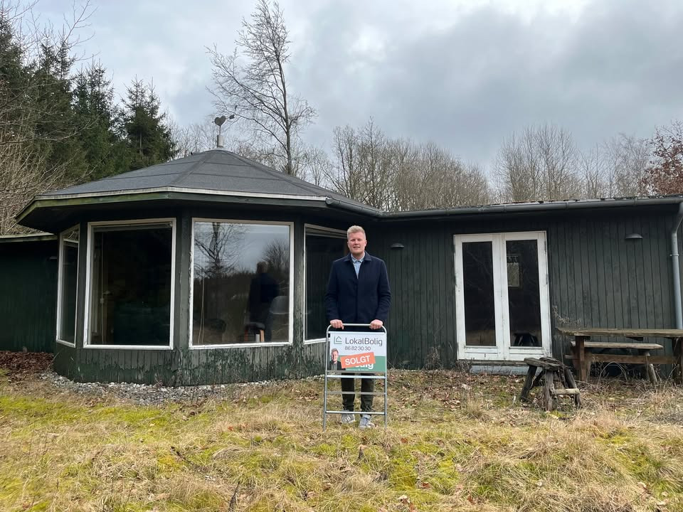 Lokalbolig Silkeborg sælger endnu et sommerhus med tilfreds køberanbefaling