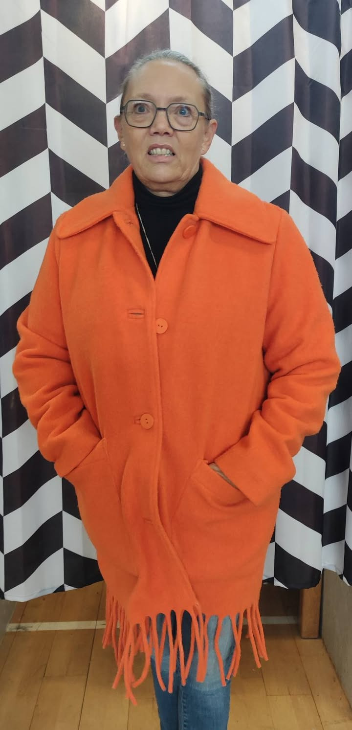 Rie & Henrik's Tøjbiks tilbyder vinterjakker til halv pris i Randers