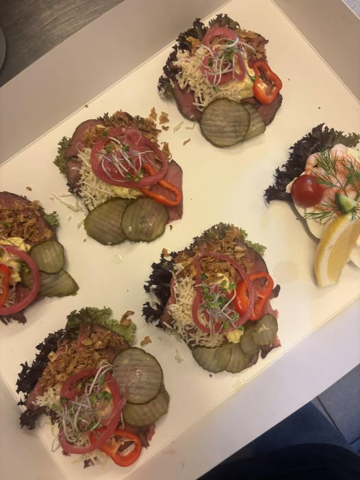 Farmors Cafe tilbyder frisklavet mad ud af huset til møder og arrangementer