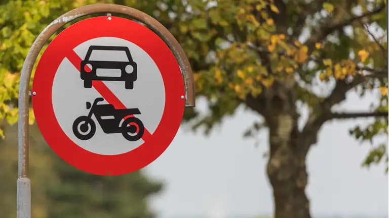 Forbered jer på kongeligt besøg: Thisted Midtby lukker for trafik 26. august 2025