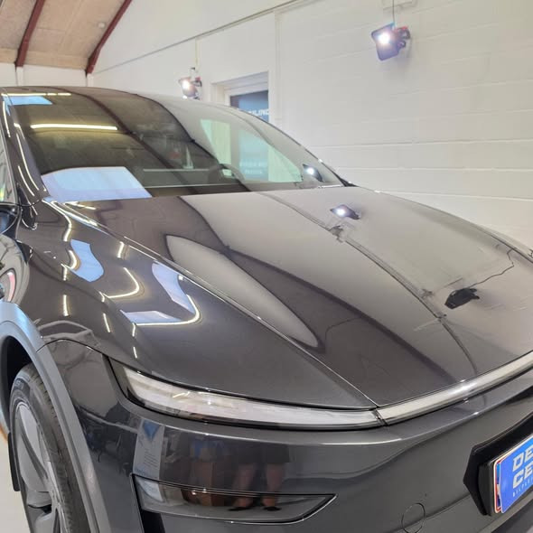 Detailing Center udfører komplet Tesla-pakke på Tesla Model Y Juniper
