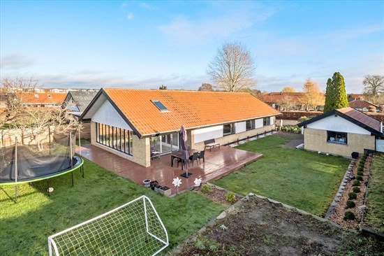 Pris sat ned med 250.000 kr. på Ålholmparken 7