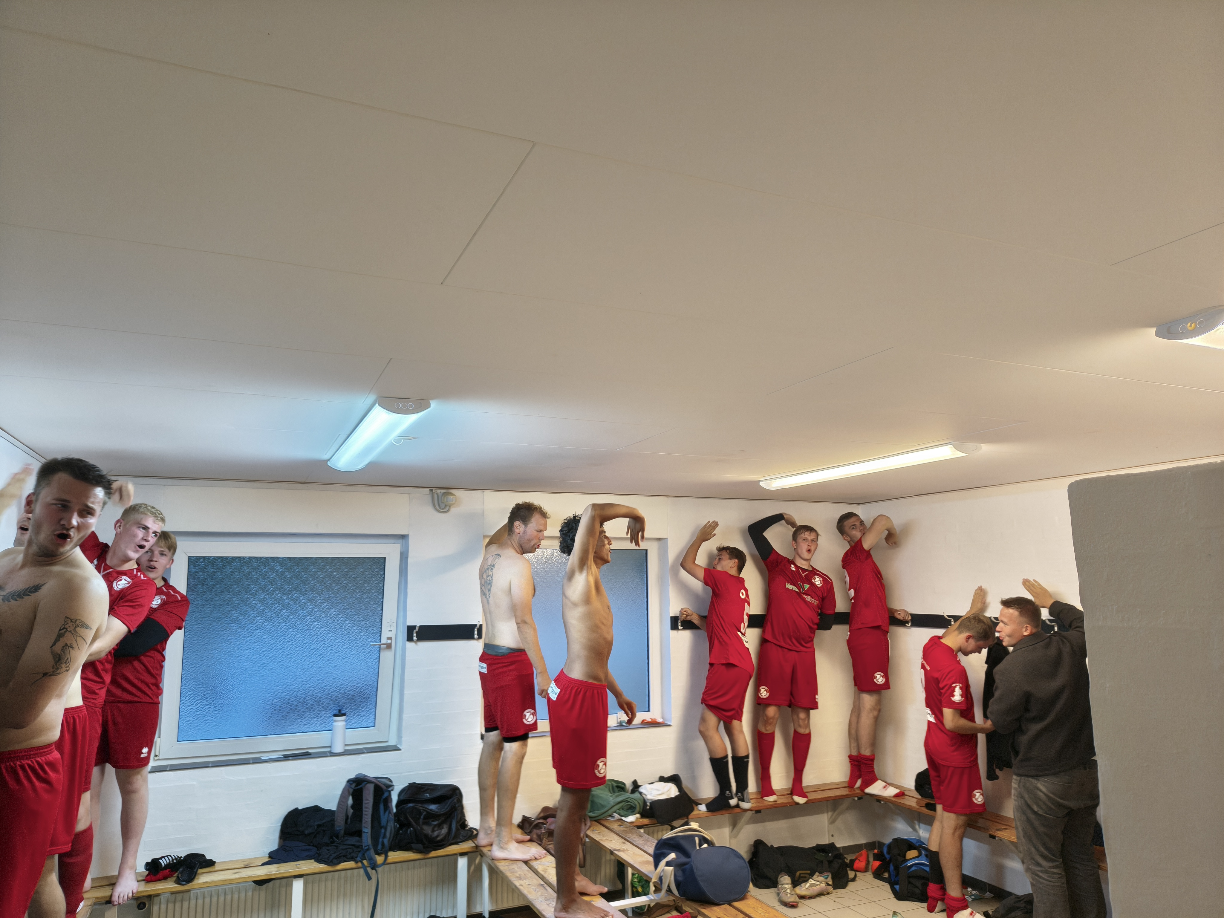 Understed IF triumferer i Bangsbo: Simon Nielsen brager igennem med langskudsmål