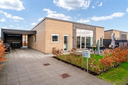 EDC Støvring præsenterer flot rækkehus i Støvring Ådale