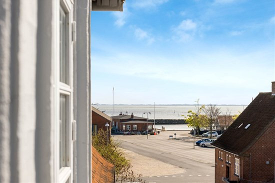 Enighedsstræde 6 og 1 anden boliger er kommet til salg denne uge i Marstal - se boligerne her.