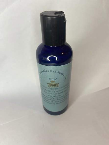 AfroXentric Boutique tilbyder effektiv hud-renser mod acne til 129 kr. 