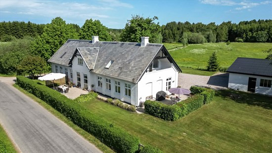 Top 6 over dyreste boliger til salg i Stenstrup. Priser op til 8.250.000 kr