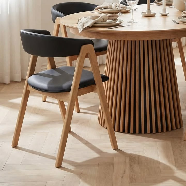 Møblér med Kumo Holstebro: Oplev Forma spisebordsstole i butikken eller online