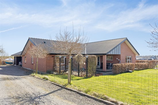 For 3.745.000 kr Abildvænget 1 - Se priserne på de dyreste boliger til salg i Bjert