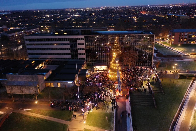 Greve Kommune inviterer til juletræstænding foran rådhuset