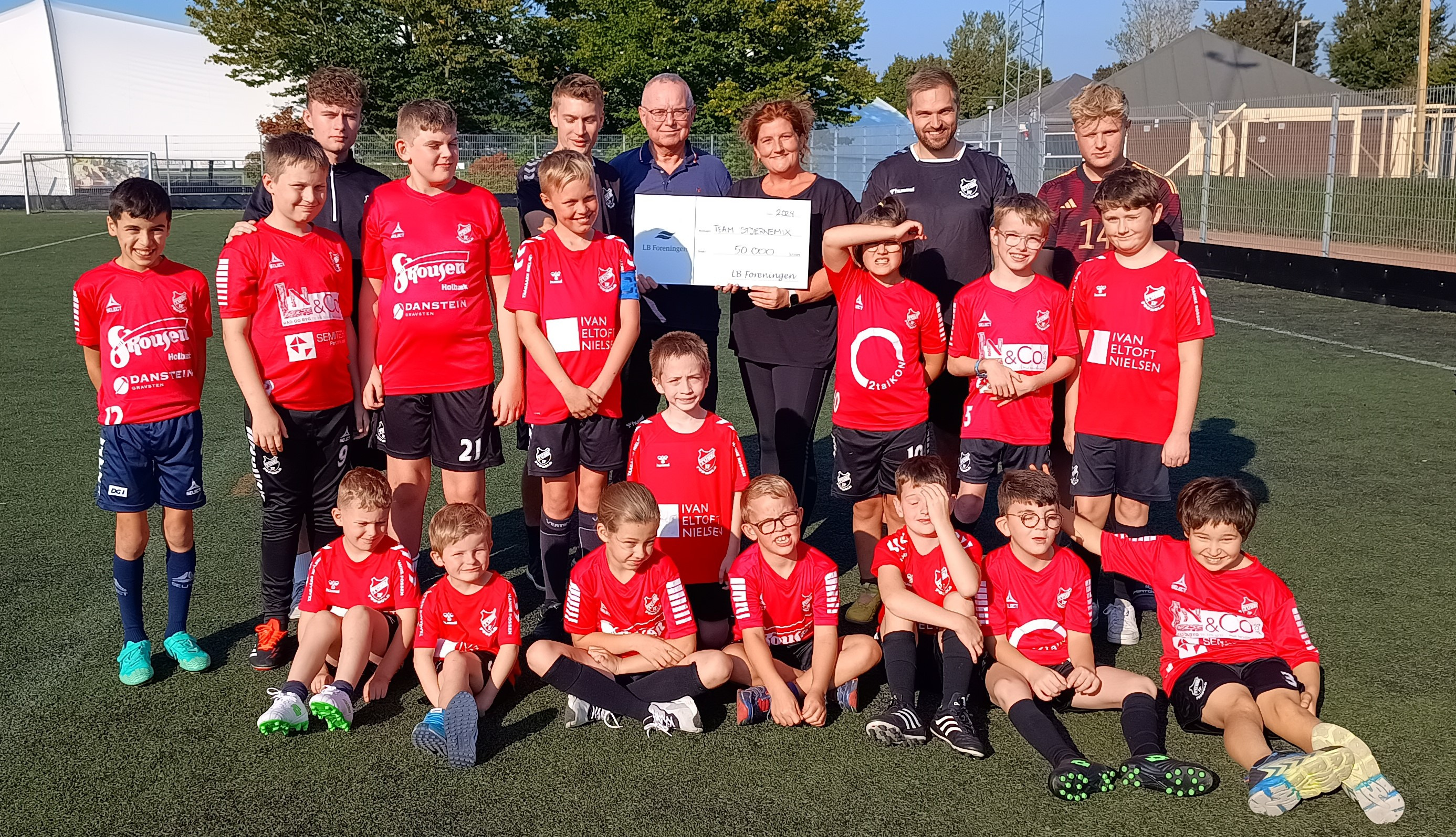 Lokal donation til børnene i Team Stjernemix i Tuse IF 