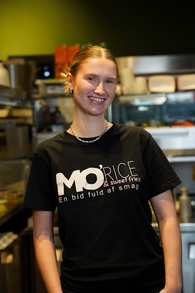 Mød Maja: Butikschef hos MO'RICE der spreder madglæde
