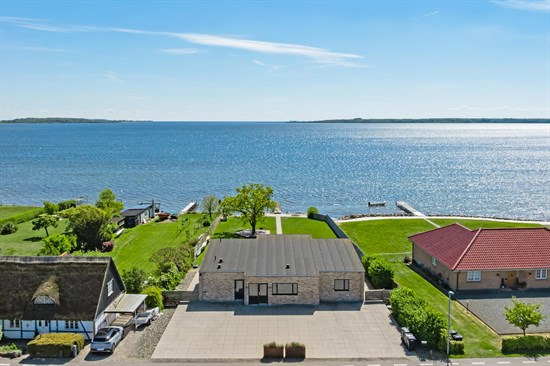 Top 6 over dyreste boliger til salg i Væggerløse. Priser op til 8.500.000 kr