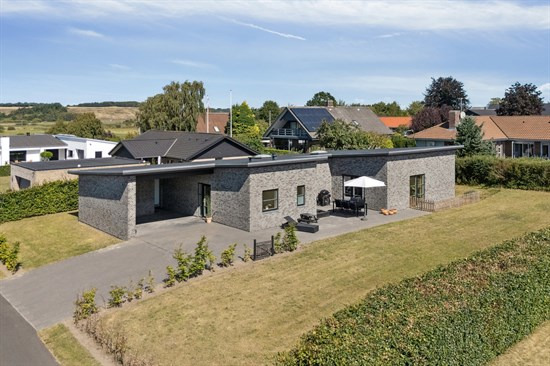 Top 6 over dyreste boliger til salg i Kolind. Priser op til 7.495.000 kr