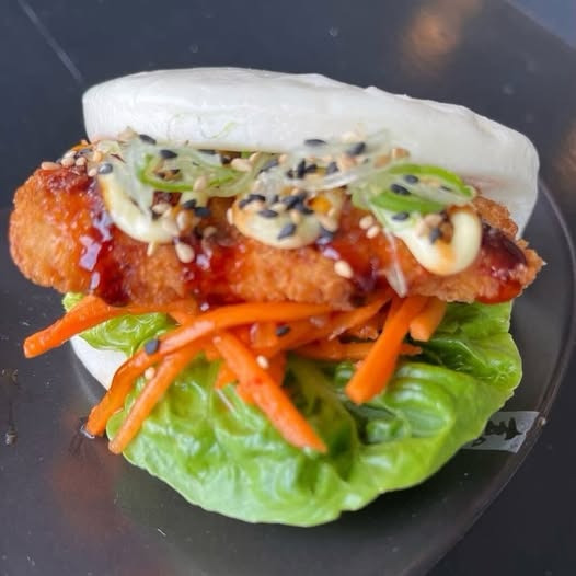 Risskov Sushi lancerer månedens bao med crispy chicken