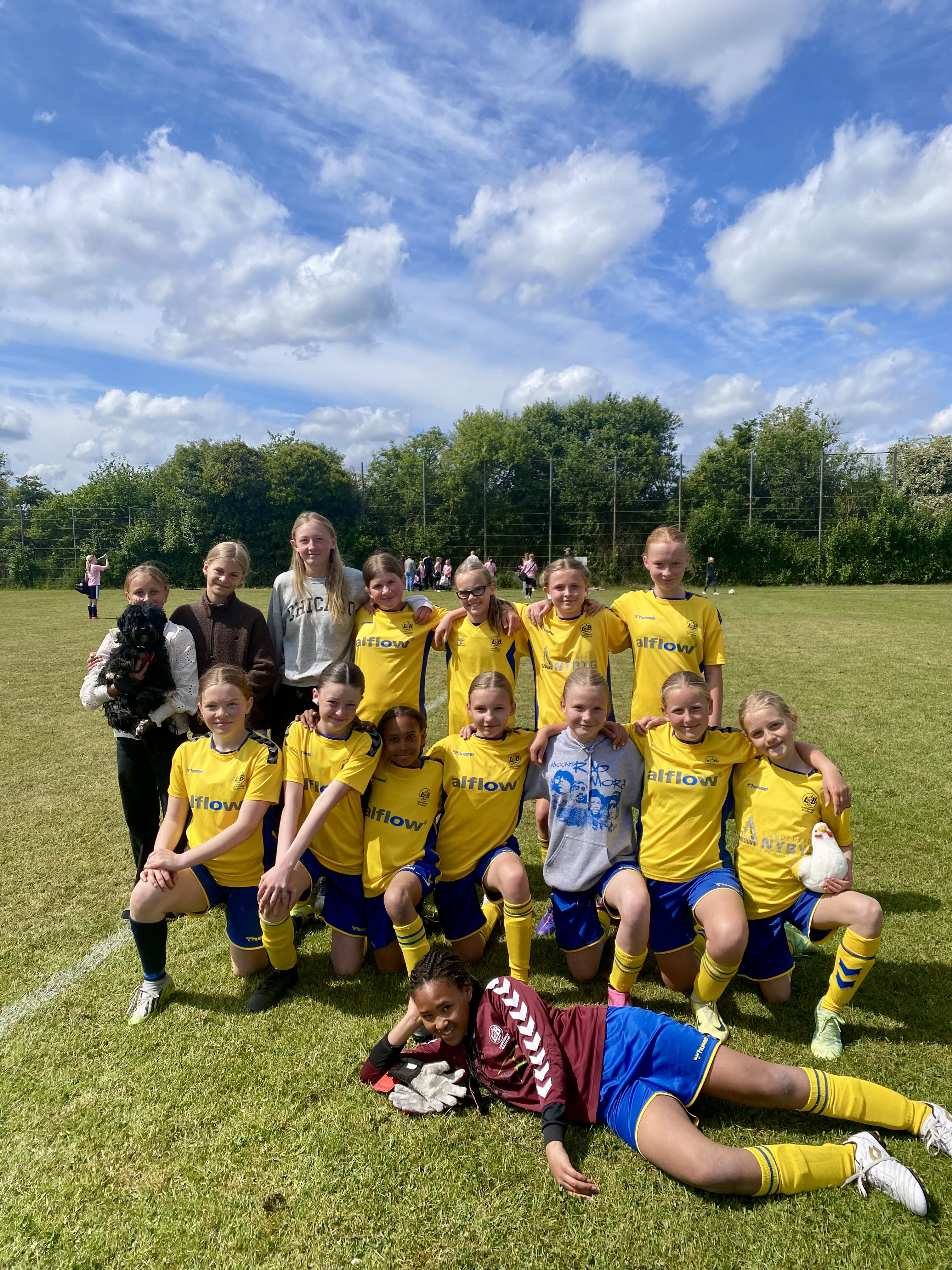 Josefine Tranholm i målform for Lunderskov B U12 Piger i sikker sejr over Jelling FS/FC GOG