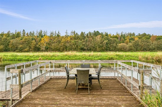 Pris sat ned med 205.000 kr. på Busbjergvej 81