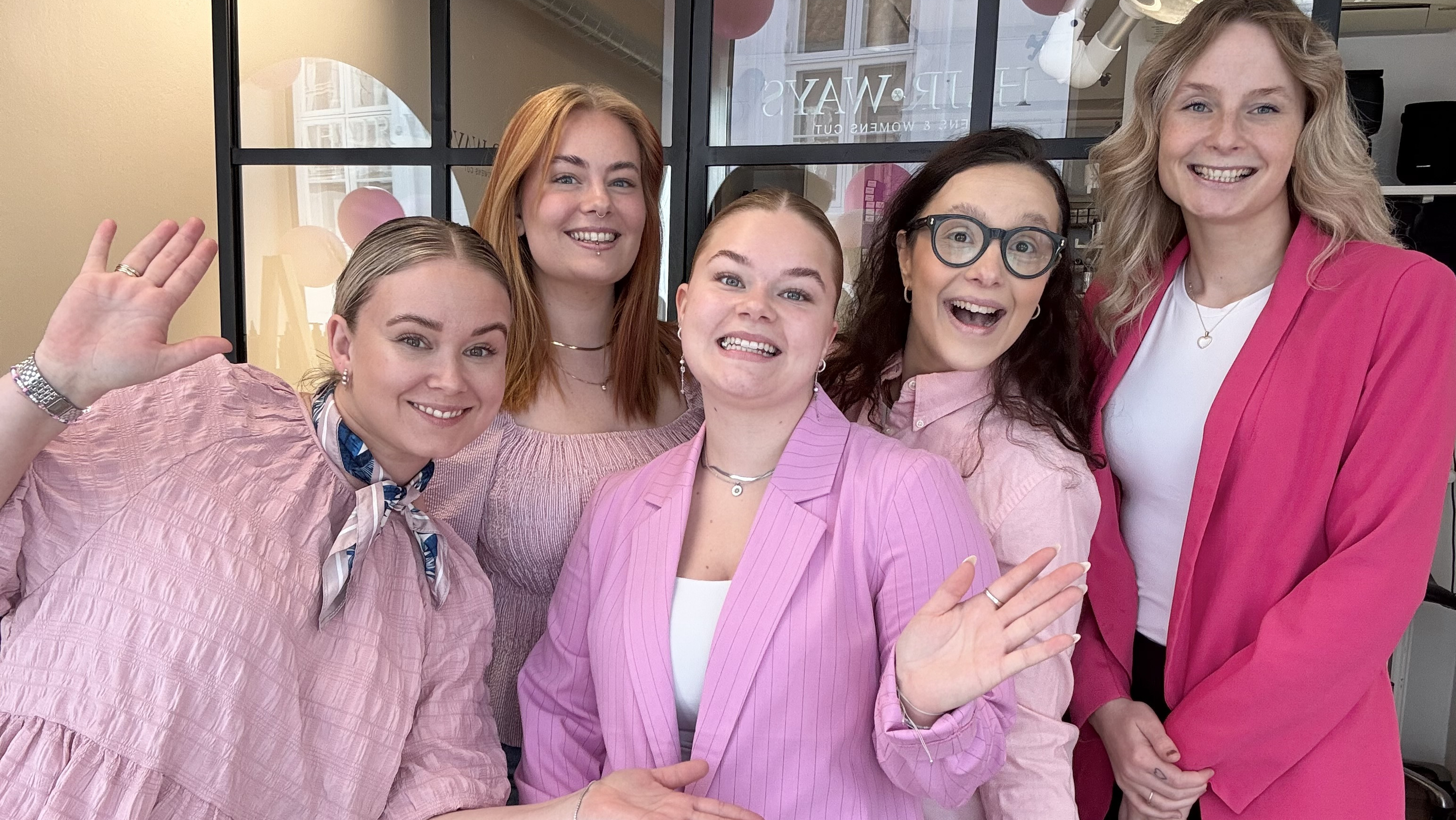 Påskeåbning hos Hairways: Få smukke lokker til påskens sammenkomster