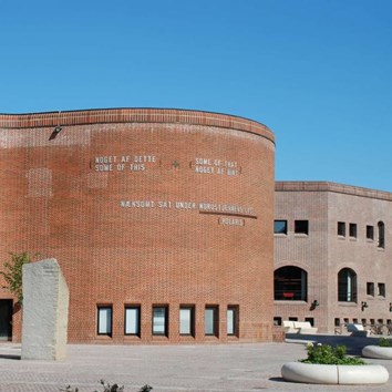 Museerne i Holstebro inviterer til foredrag om fremtiden for lokalpolitik og demokrati