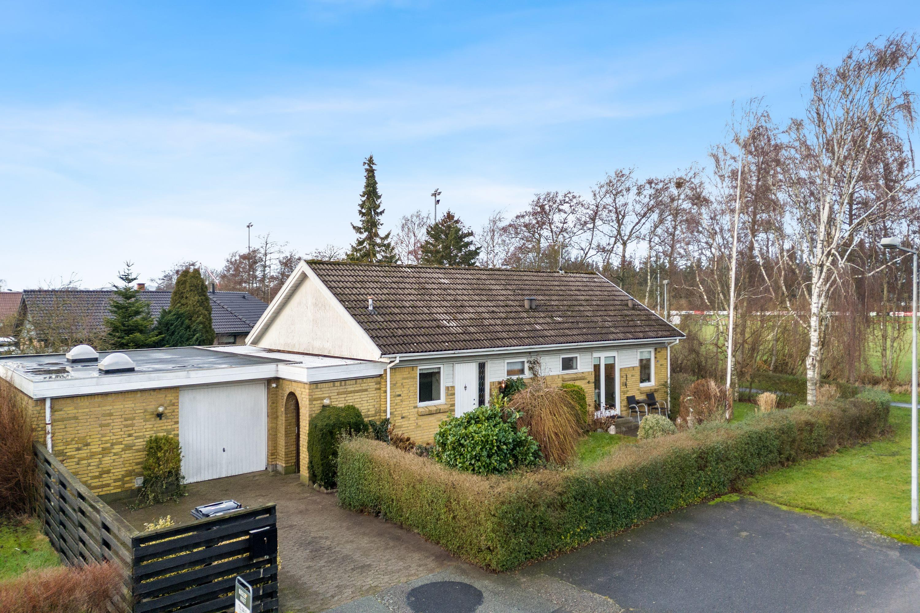 Lys etplansvilla med masser af potentiale i Voerså