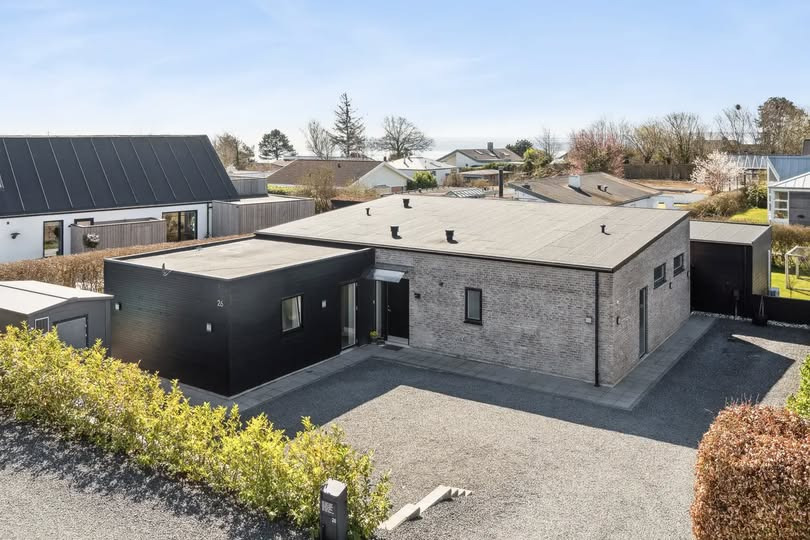 &LIVING Aalborg glæder sig over succesfuldt salg på Havlundsvej 26 i Egå