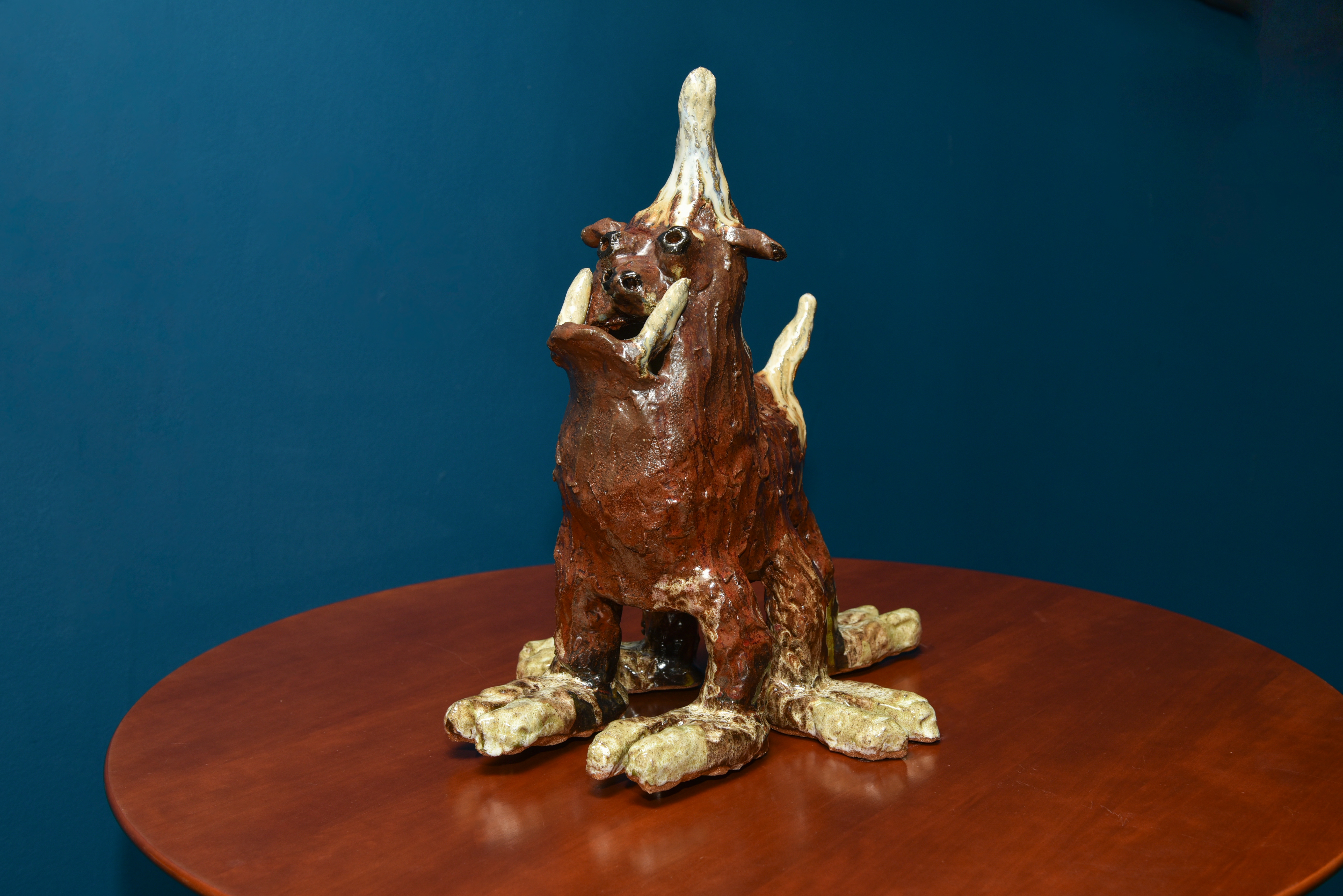 Randers Kommunes gave til H.M. Dronningen er lavet af prisbelønnet outsider-kunstner