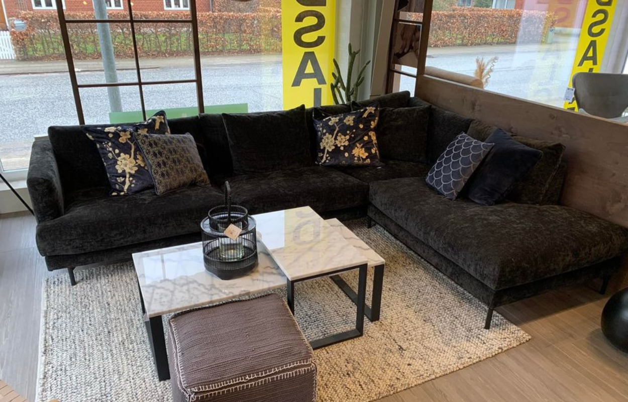 Møblér med Bolig-Nyt Ans inviterer til udsalg med kæmpe besparelser og søndagsåbent